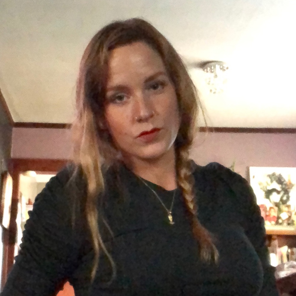 Meet your Posher, Kendra
